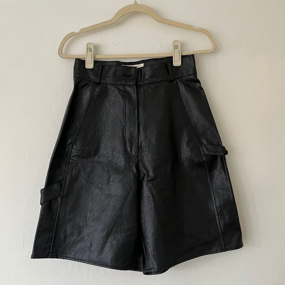 WNDERKAMMER Vegan Leather Shorts size Small
